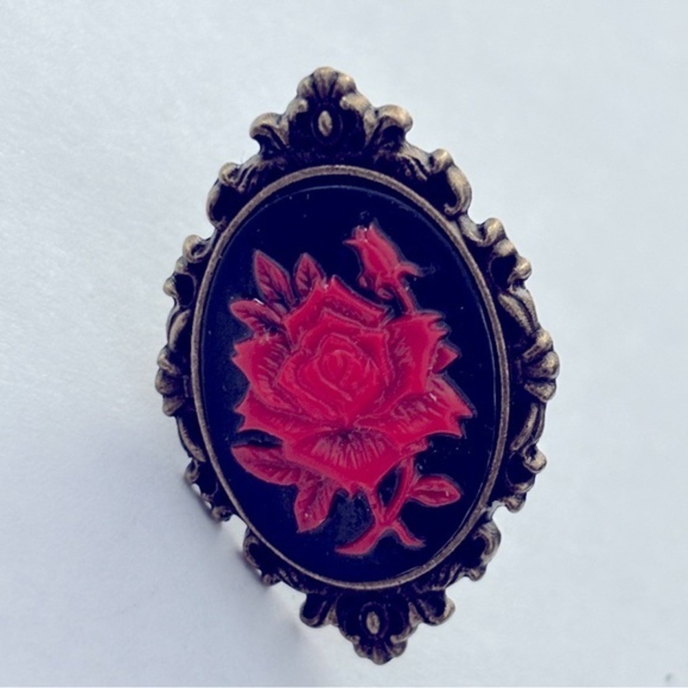 Black and Red Rose Cameo Adjustable Ring, Handmade, NWT, Unworn